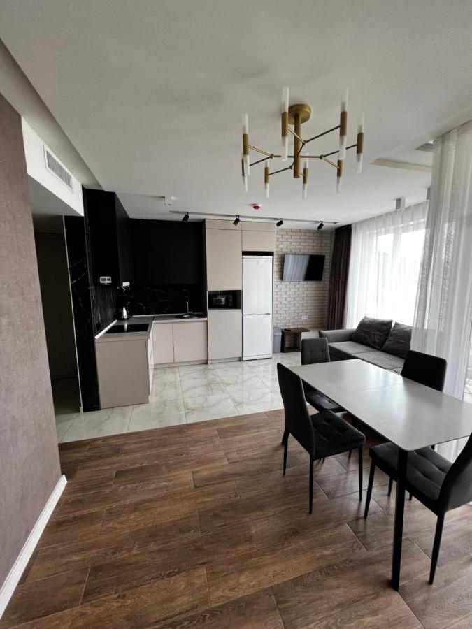 Апартаменти Sunvi В Жк Сонячний Квартал Golubinoye Esterno foto