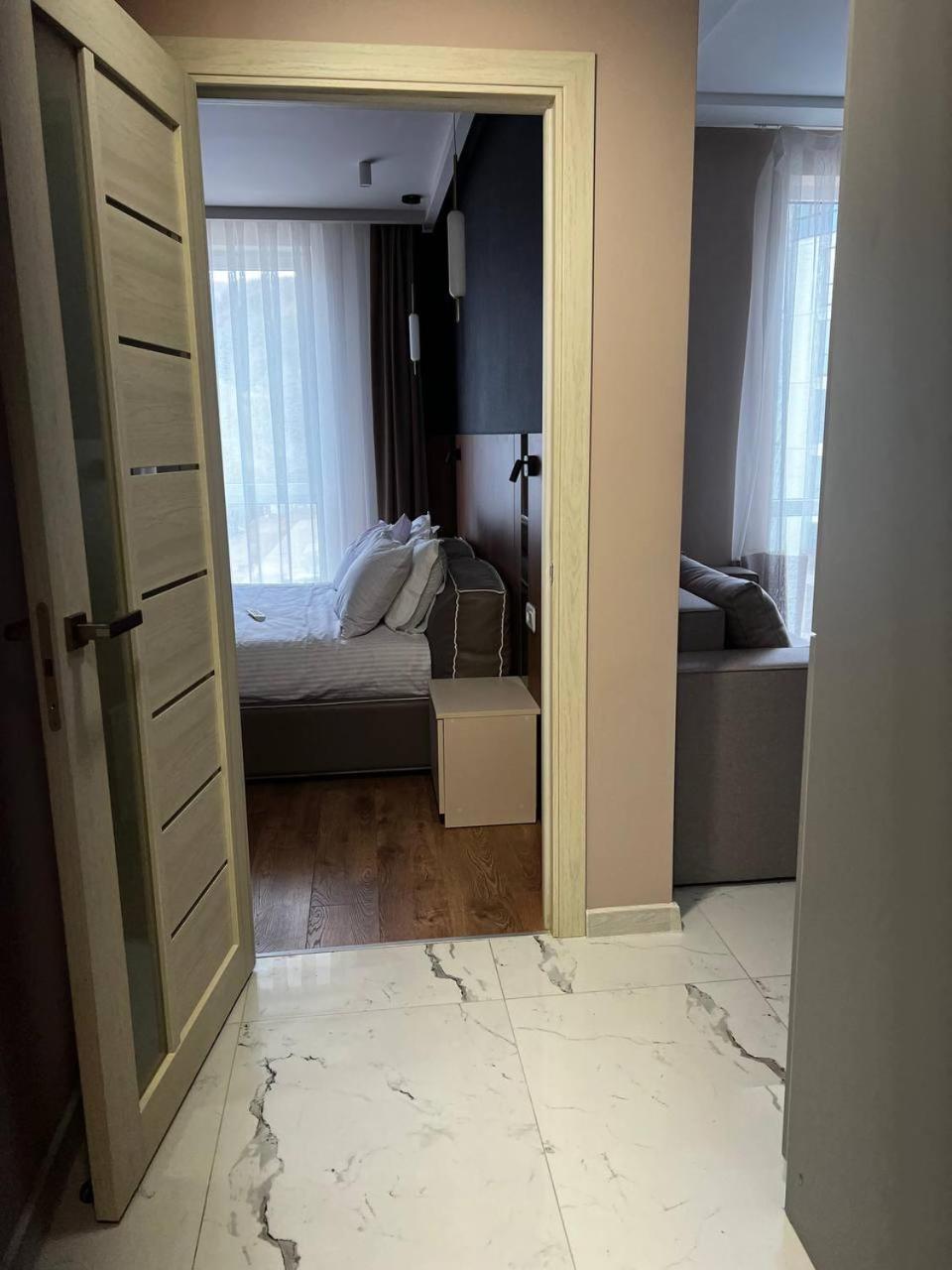 Апартаменти Sunvi В Жк Сонячний Квартал Golubinoye Esterno foto